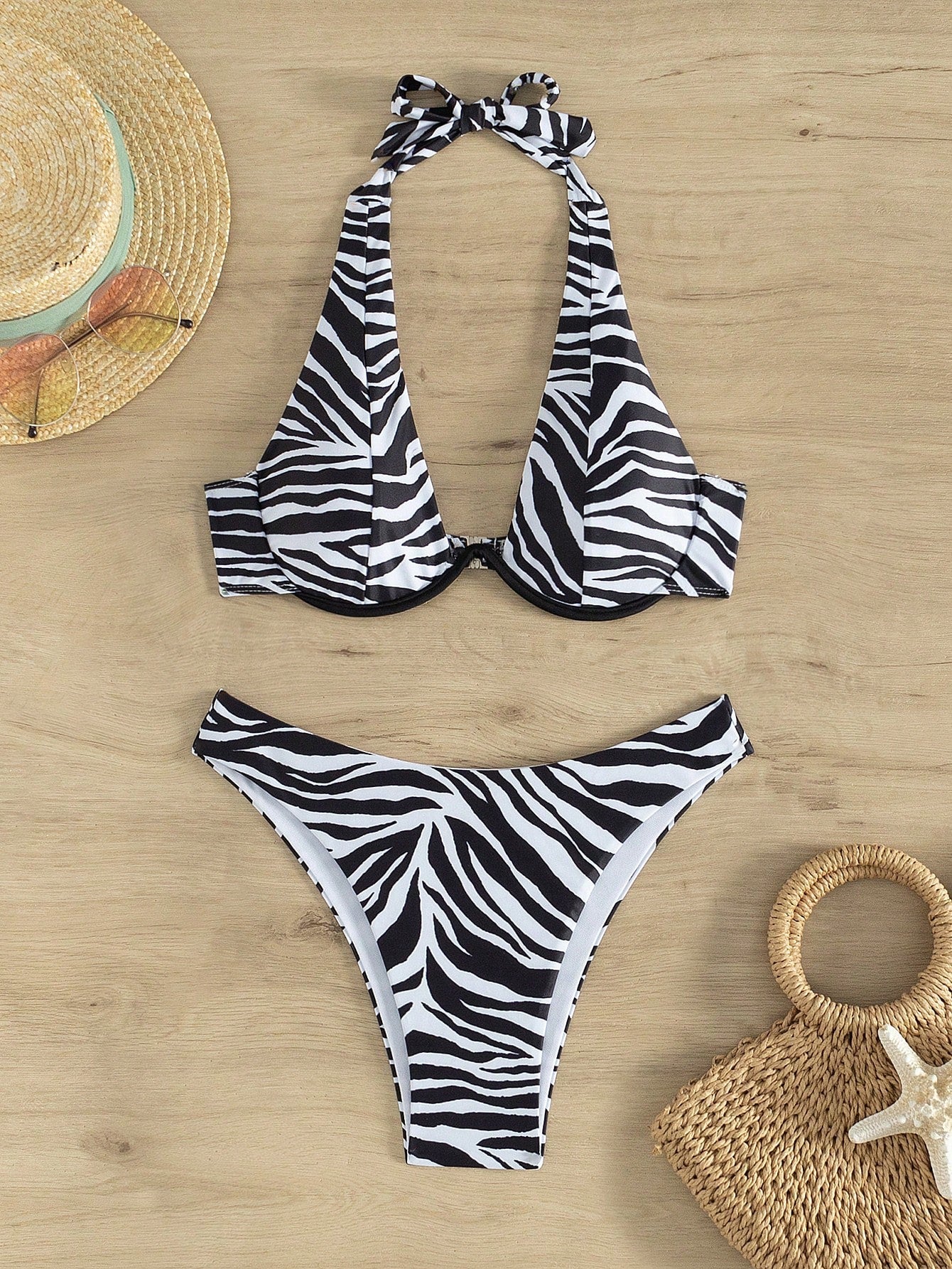 Biquíni Estampa Zebra Com Alça Ajustável E Bojo