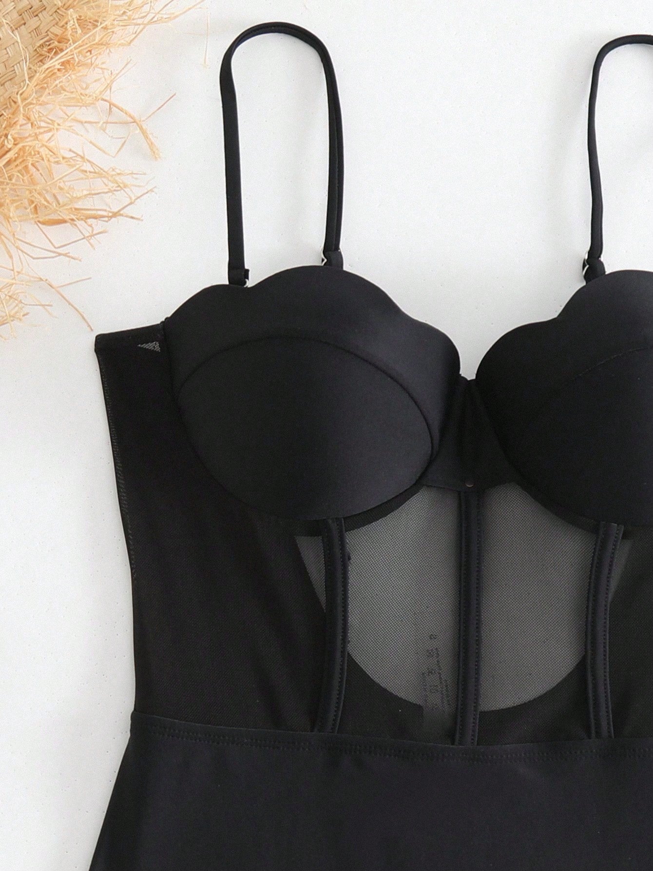 Maiô Meia Taça Com Tule Transparente E Bojo Estruturado