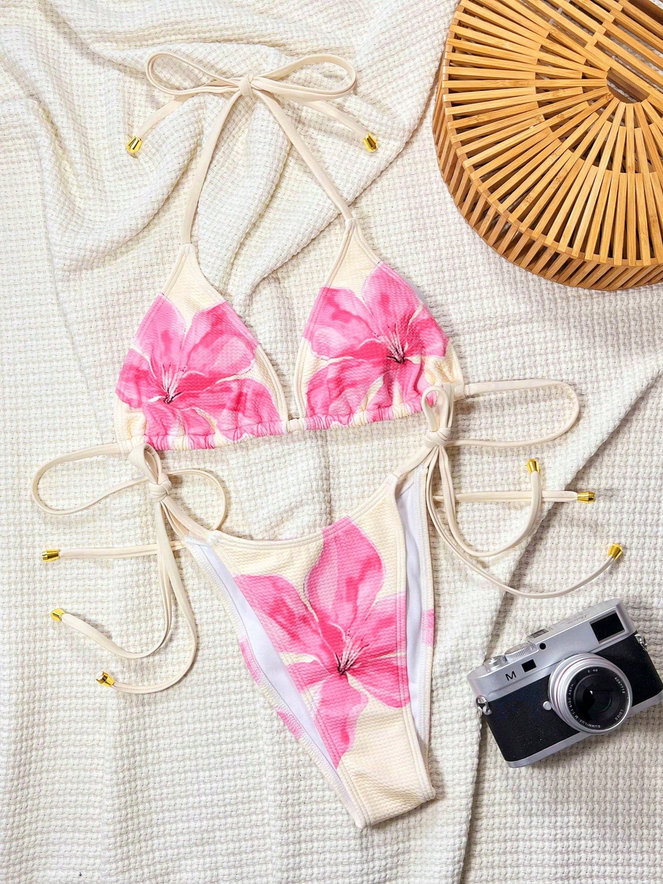 Biquíni Triângulo String Floral Com Argola Central