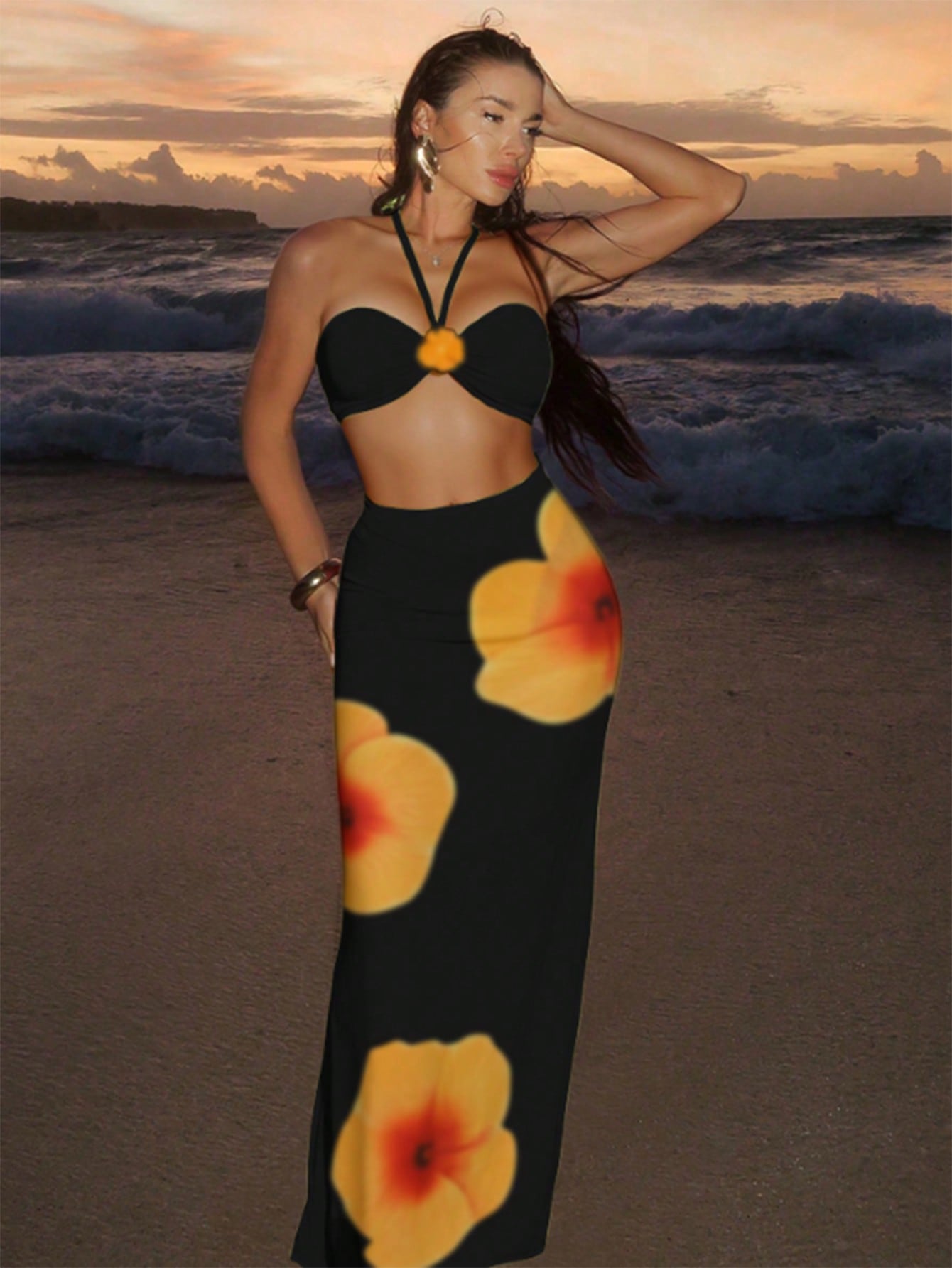 Conjunto Praia Biquíni Tomara Que Caia Com Saia Longa Floral