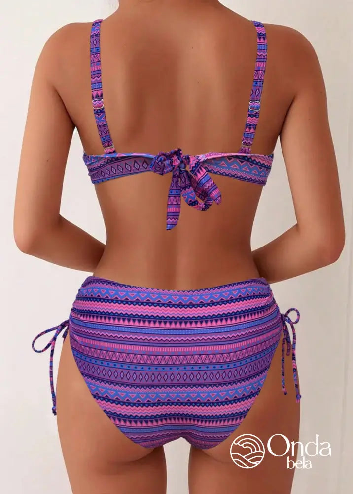 Biquíni Meia Taça Underwire Hot Pant Estampa Étnica Biquíni Meia Taça Underwire Hot Pant Estampa Étnica