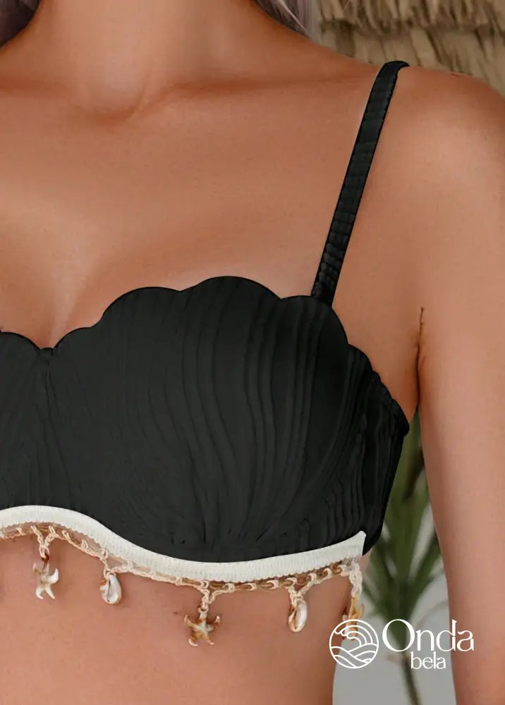 Biquíni Meia Taça Underwire Plissado Com Aviamentos Biquíni Meia Taça Underwire Plissado Com Aviamentos