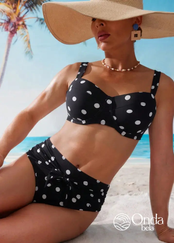 Biquíni Retrô Poá Cintura Alta Com Top Estruturado Biquíni Retrô Poá Cintura Alta Com Top Estruturado