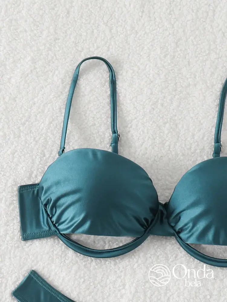 Biquíni Tomara Que Caia Meia Taça Efeito Metalizado Biquíni Tomara Que Caia Meia Taça Efeito Metalizado