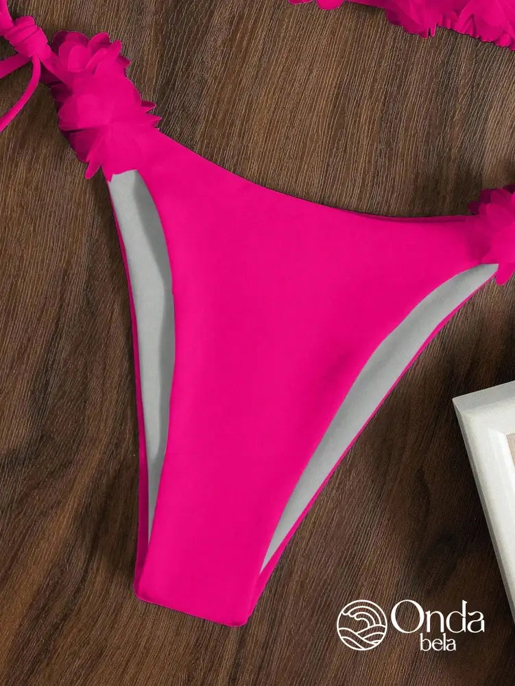 Biquíni Triângulo String Com Flores 3D Decorativas Biquíni Triângulo String Com Flores 3D Decorativas