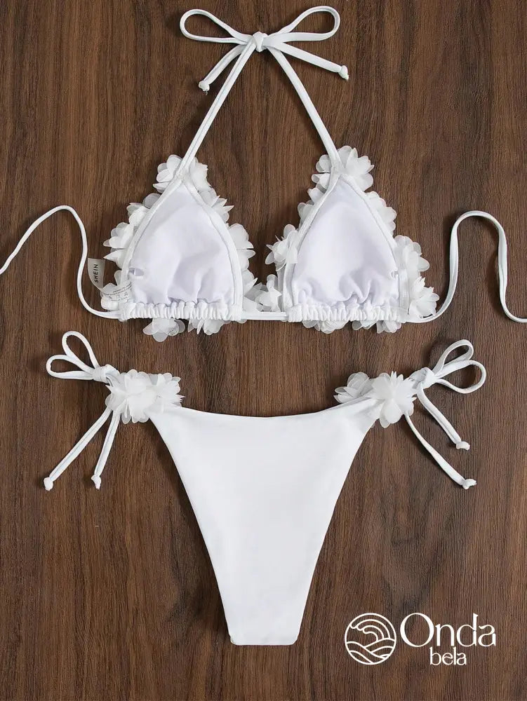 Biquíni Triângulo String Com Flores 3D Decorativas Biquíni Triângulo String Com Flores 3D Decorativas