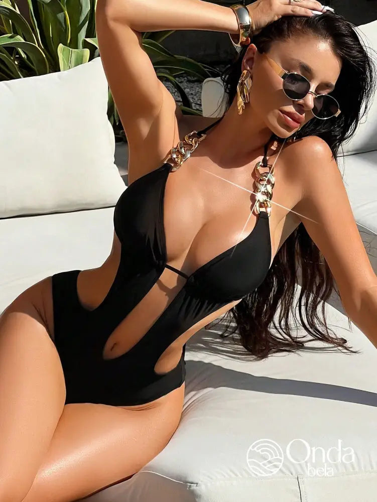 Maiô Engana Mamãe Com Correntes E Recortes Laterais Preto / PP Maiô Engana Mamãe Com Correntes E Recortes Laterais