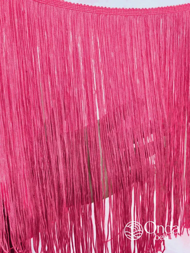 Saída De Praia Saia Curta Com Franjas De Movimento Saída De Praia Saia Curta Com Franjas De Movimento