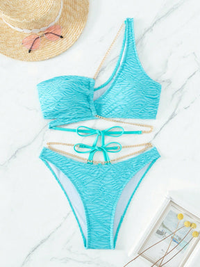 Biquíni Assimétrico Com Correntes e Detalhes Fashion
