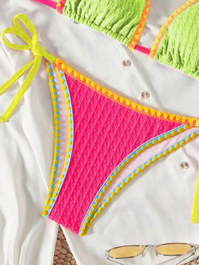 Biquíni Triângulo String Estilo Crochê Colorido