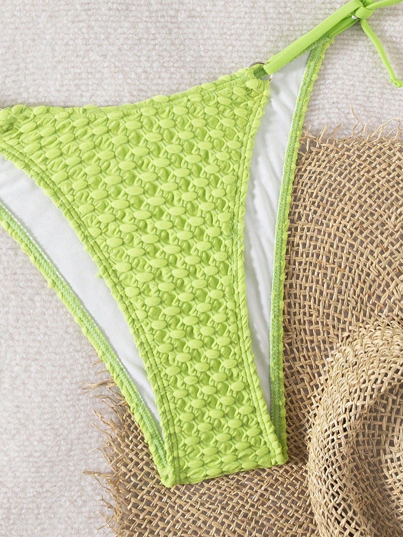 Biquíni Triângulo String Texturizado Estilo Crochê