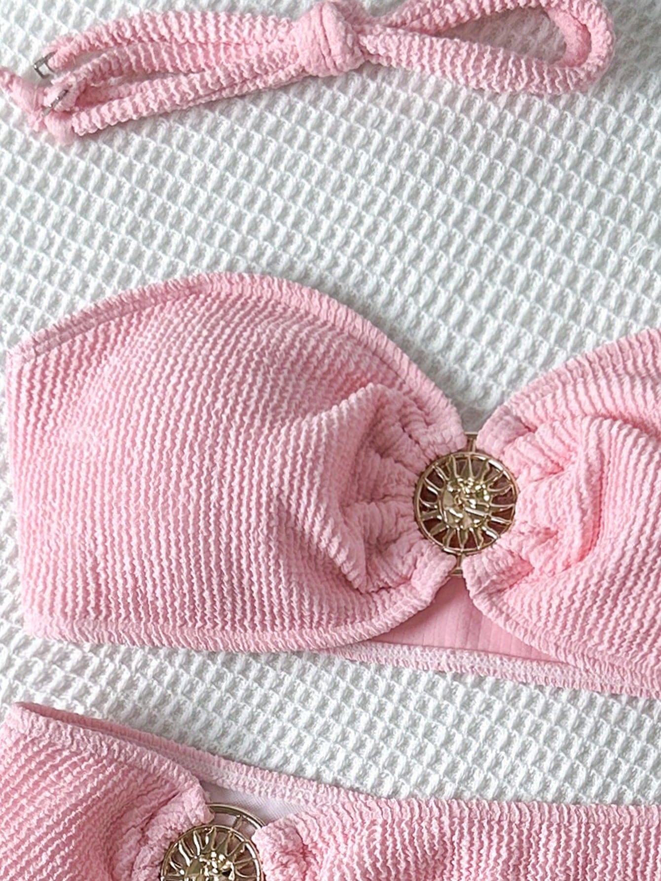 Biquíni Meia Taça Underwire Canelado Com Aviamentos