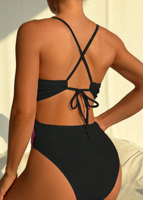 Maiô Cavado Decote Profundo Com Estampa Floral