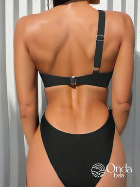 Biquíni Assimétrico Com Argolas E Detalhe Vazado Biquíni Assimétrico Com Argolas E Detalhe Vazado