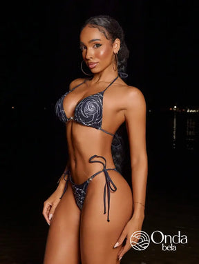 Biquíni Cortininha Estampado Com Detalhes De Argola Biquíni Cortininha Estampado Com Detalhes De Argola