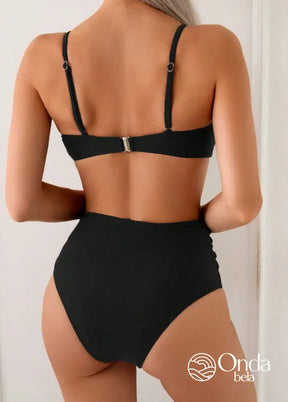 Biquíni Meia Taça Cintura Alta Com Aviamento Concha Biquíni Meia Taça Cintura Alta Com Aviamento Concha