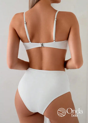 Biquíni Meia Taça Cintura Alta Com Aviamento Concha Biquíni Meia Taça Cintura Alta Com Aviamento Concha