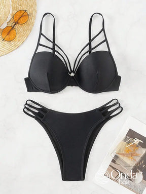 Biquíni Meia Taça Com Alças Múltiplas Moderno Biquíni Meia Taça Com Alças Múltiplas Moderno
