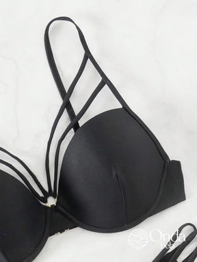 Biquíni Meia Taça Com Alças Múltiplas Moderno Biquíni Meia Taça Com Alças Múltiplas Moderno