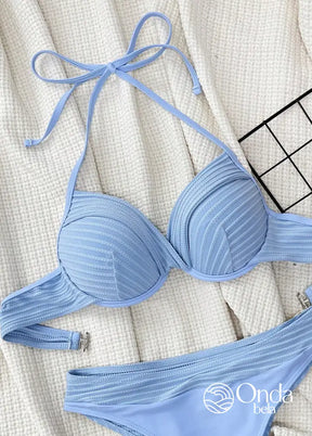 Biquíni Meia Taça Texturizado Cintura Alta Assimétrica Biquíni Meia Taça Texturizado Cintura Alta Assimétrica