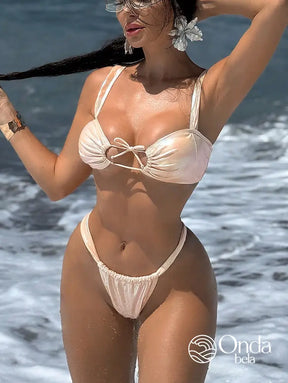 Biquíni Meia Taça Underwire Com Vazado E Argola Biquíni Meia Taça Underwire Com Vazado E Argola