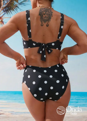 Biquíni Retrô Poá Cintura Alta Com Top Estruturado Biquíni Retrô Poá Cintura Alta Com Top Estruturado