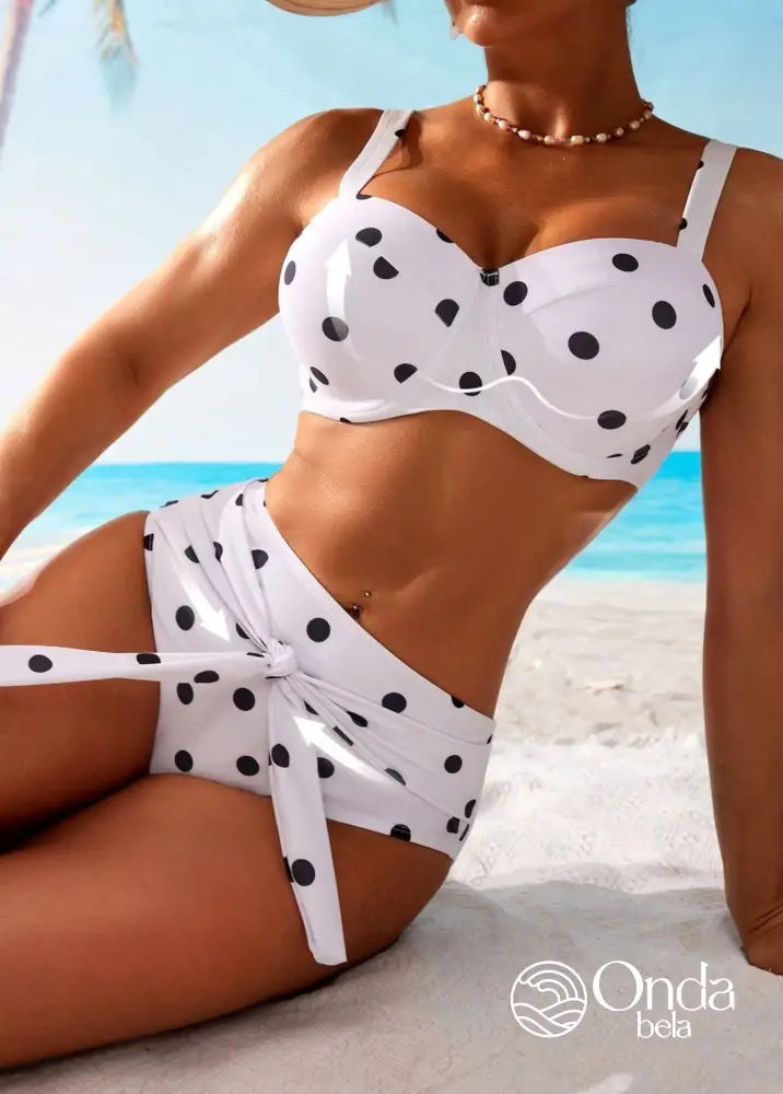 Biquíni Retrô Poá Cintura Alta Com Top Estruturado Biquíni Retrô Poá Cintura Alta Com Top Estruturado