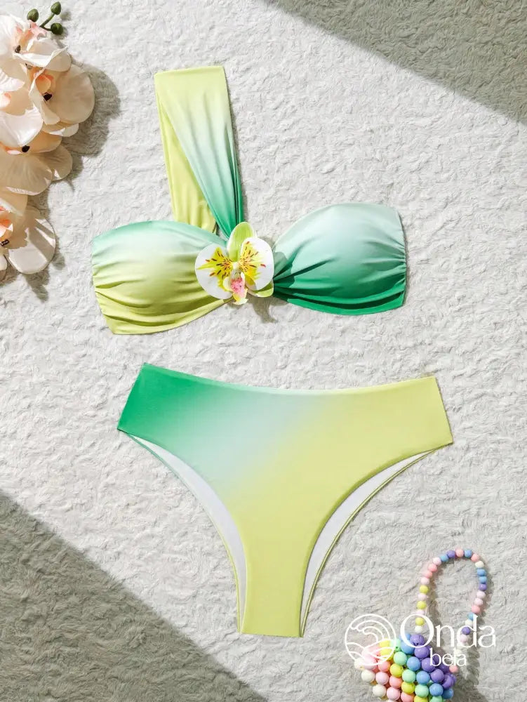 Biquíni Tomara Que Caia Degradê Com Detalhe De Flor Biquíni Tomara Que Caia Degradê Com Detalhe De Flor