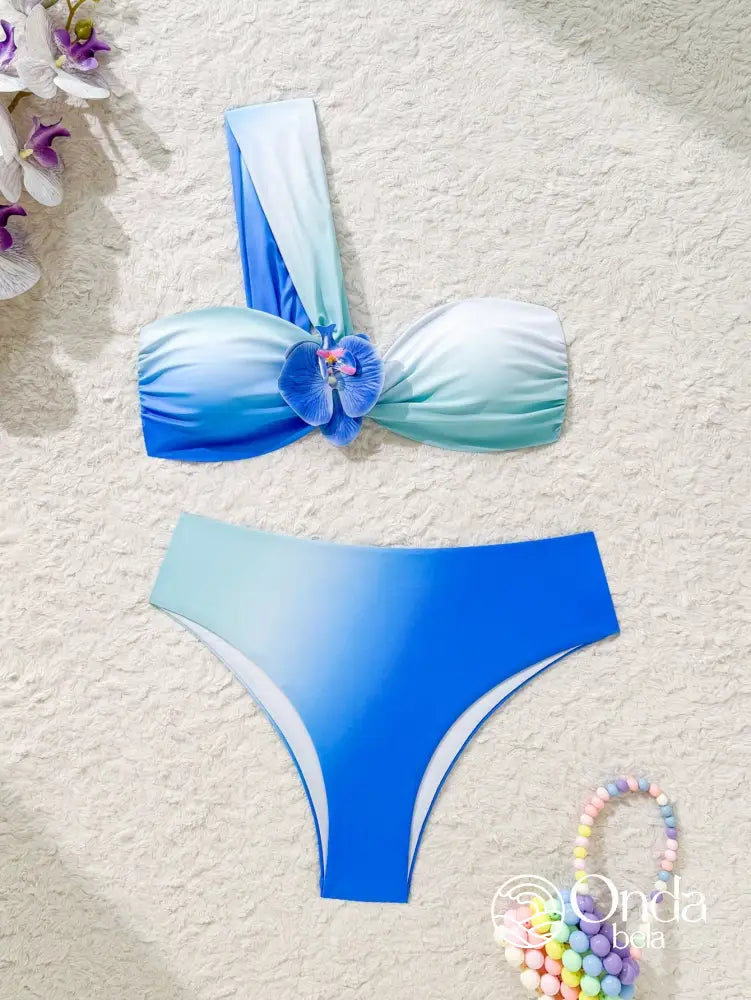 Biquíni Tomara Que Caia Degradê Com Detalhe De Flor Biquíni Tomara Que Caia Degradê Com Detalhe De Flor