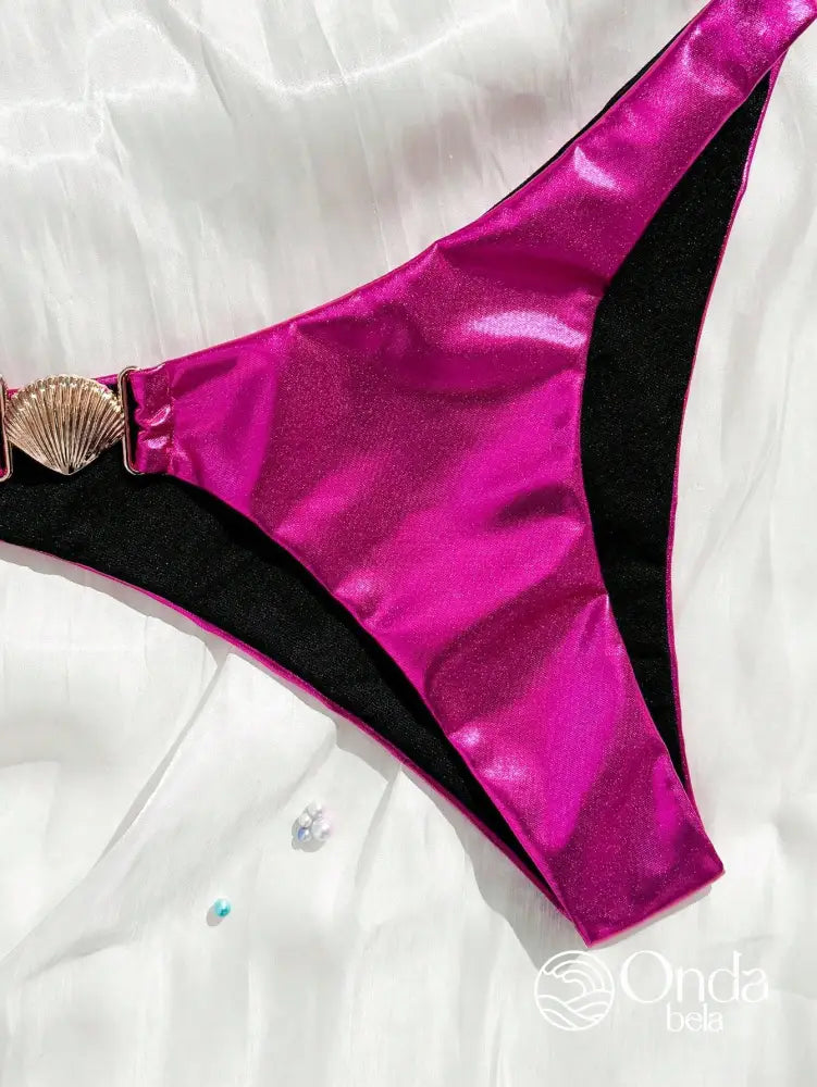 Biquíni Tomara Que Caia Metalizado Com Argolas Brilhantes Biquíni Tomara Que Caia Metalizado Com Argolas Brilhantes