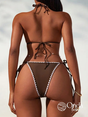 Biquíni Triângulo String Com Bordado Floral Biquíni Triângulo String Com Bordado Floral