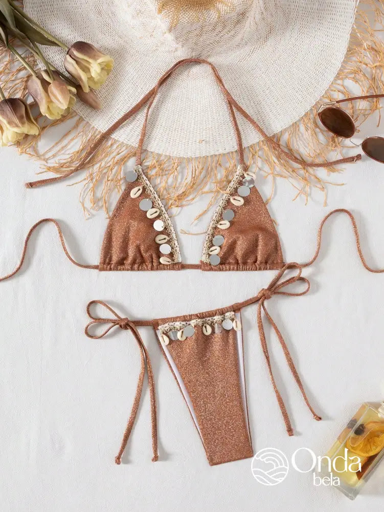 Biquíni Triângulo String Com Búzios E Brilho Biquíni Triângulo String Com Búzios E Brilho