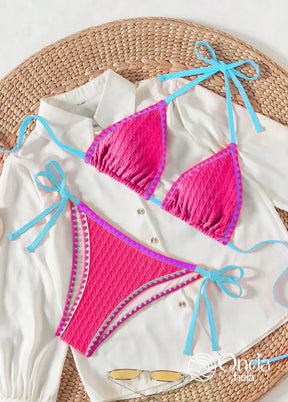 Biquíni Triângulo String Estilo Crochê Colorido Biquíni Triângulo String Estilo Crochê Colorido