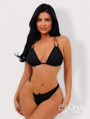 Biquíni Triângulo Texturizado Com Detalhe Em Corrente Biquíni Triângulo Texturizado Com Detalhe Em Corrente