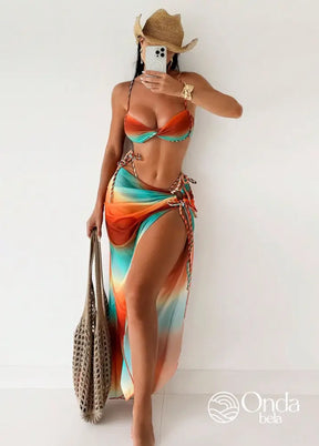 Conjunto Praia Biquíni Com Saia Longa Estampa Degradê Conjunto Praia Biquíni Com Saia Longa Estampa Degradê