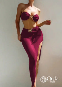 Conjunto Praia Biquíni Tomara Que Caia Com Saia Longa Assimétrica Vinho / PP Conjunto Praia Biquíni Tomara Que Caia Com