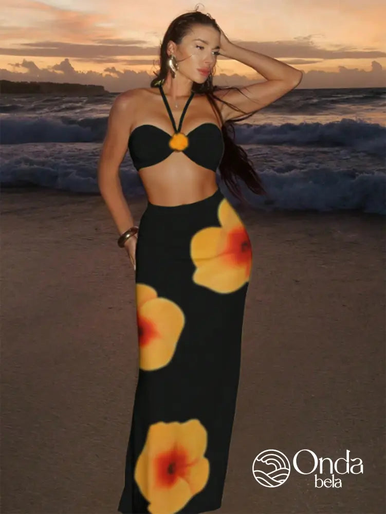 Conjunto Praia Biquíni Tomara Que Caia Com Saia Longa Floral Preto / PP Conjunto Praia Biquíni Tomara Que Caia Com Saia
