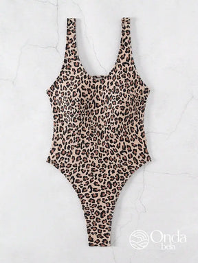 Maiô Asa Delta High Leg Estampa Animal Print Maiô Asa Delta High Leg Estampa Animal Print