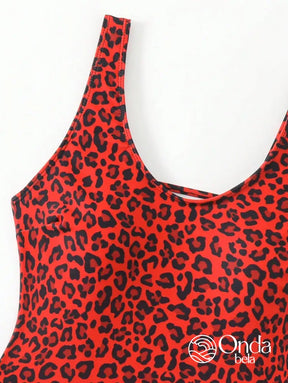 Maiô Asa Delta High Leg Estampa Animal Print Maiô Asa Delta High Leg Estampa Animal Print