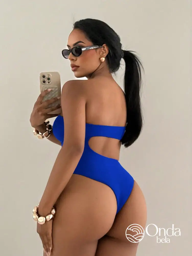 Maiô Assimétrico Um Ombro Só Com Recortes E Argolas Maiô Assimétrico Um Ombro Só Com Recortes E Argolas