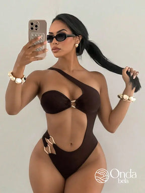 Maiô Assimétrico Um Ombro Só Com Recortes E Argolas Maiô Assimétrico Um Ombro Só Com Recortes E Argolas