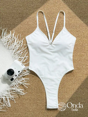 Maiô Cavado Com Costas Abertas E Tiras Cruzadas Maiô Cavado Com Costas Abertas E Tiras Cruzadas