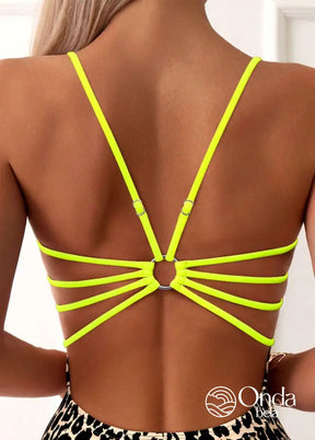 Maiô Estampa Animal Print Com Costas Vazadas E Tiras Maiô Estampa Animal Print Com Costas Vazadas E Tiras