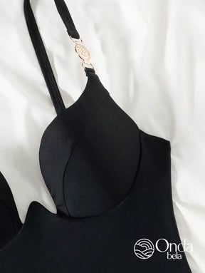 Maiô Estruturado Meia Taça Com Alças Ajustáveis Maiô Estruturado Meia Taça Com Alças Ajustáveis