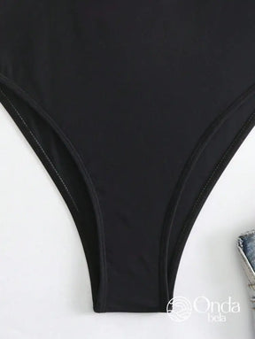 Maiô Meia Taça Com Tule Transparente E Bojo Estruturado Maiô Meia Taça Com Tule Transparente E Bojo Estruturado