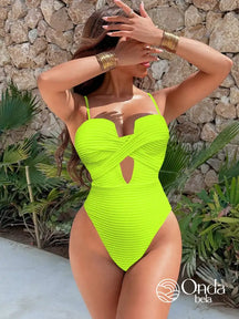 Maiô Texturizado Com Busto Cruzado E Recorte Frontal Verde / PP Maiô Texturizado Com Busto Cruzado E Recorte Frontal