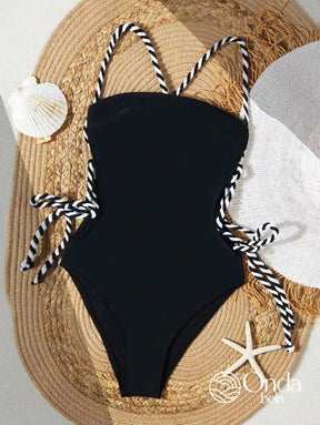 Maiô Tomara Que Caia Com Laterais Ajustáveis E Alças Trançadas Maiô Tomara Que Caia Com Laterais Ajustáveis E Alças